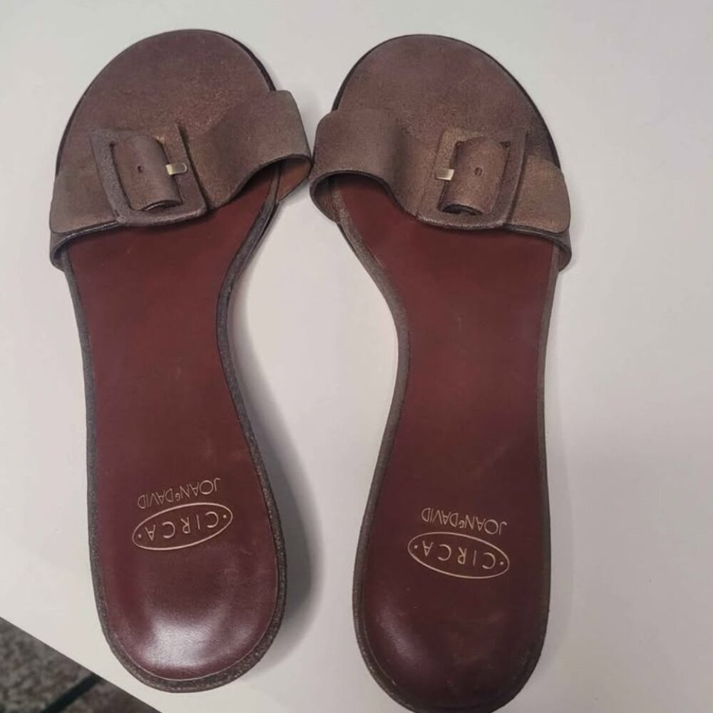 Circa Joan & David Bronze Metallic Buckle Slide Sandals Kitten Heel Mens 8.5M